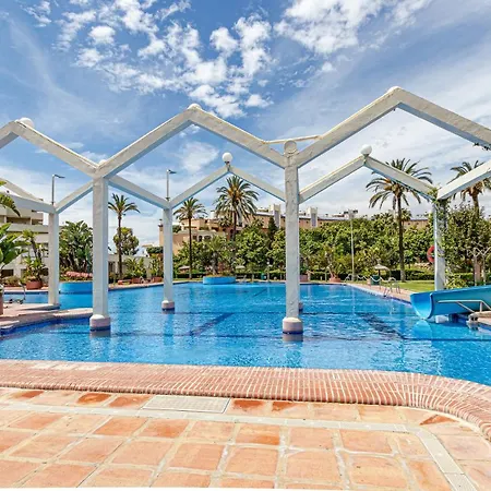 Апартаменты Hermoso En Benalbeach Con Vistas Al Mar